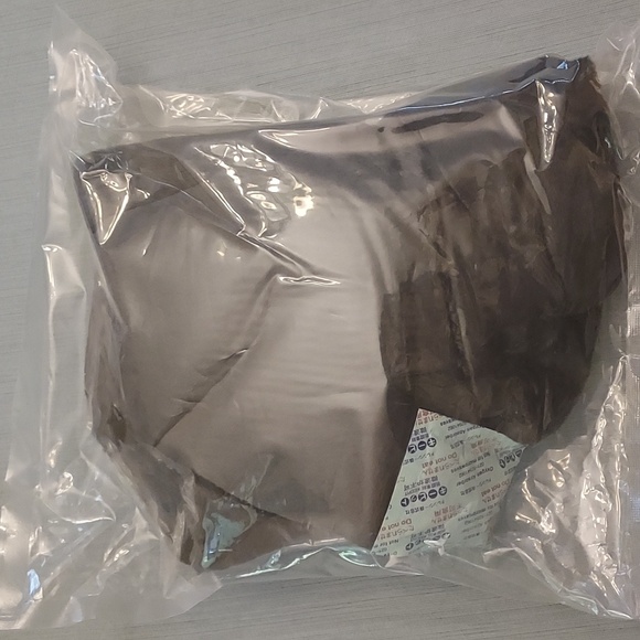 Sharper image neck & shoulder aromatherapy neck wrap - Picture 3 of 5